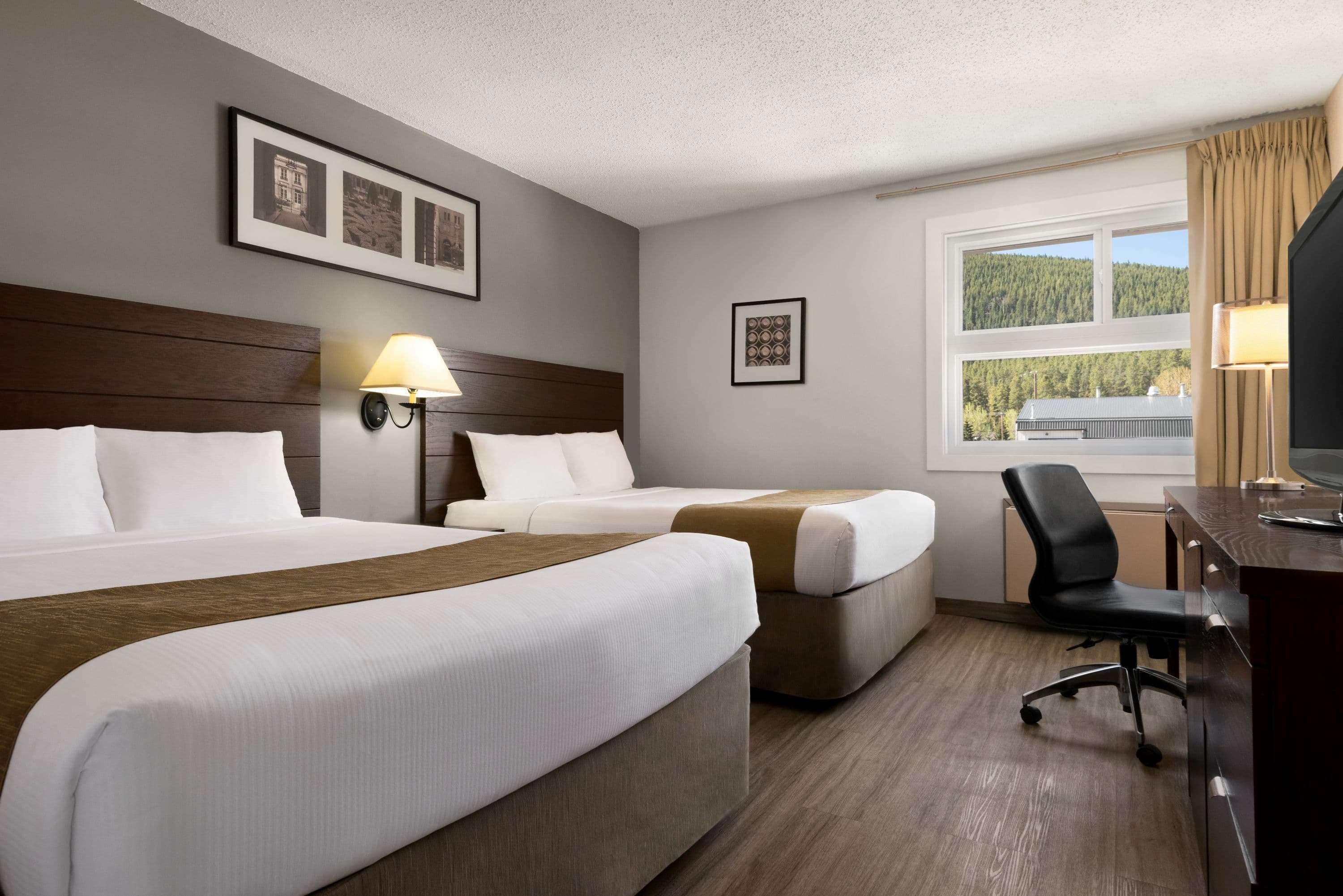 แทรเวลลอดจ์ บาย วินด์แฮม แบลร์มอร์ Motel Blairmore ภายนอก รูปภาพ