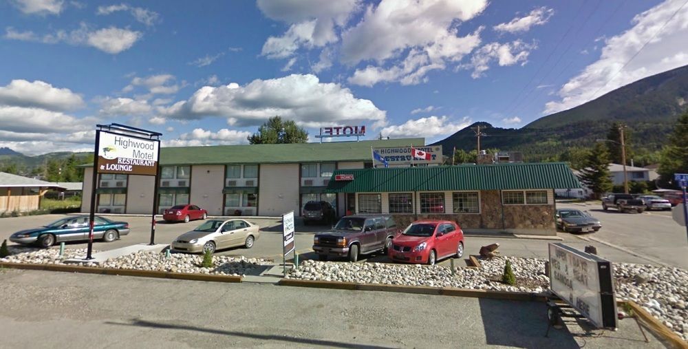 แทรเวลลอดจ์ บาย วินด์แฮม แบลร์มอร์ Motel Blairmore ภายนอก รูปภาพ
