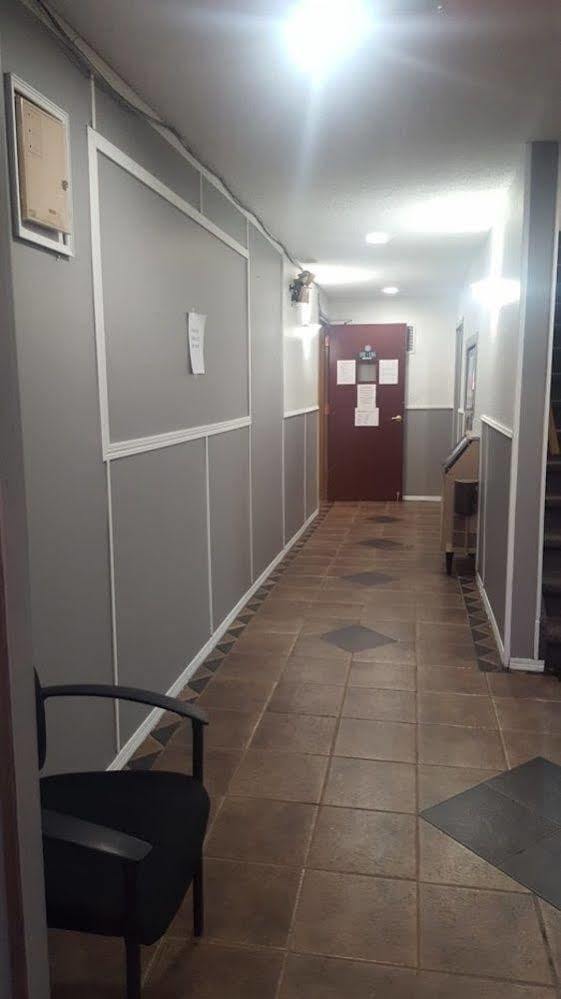 แทรเวลลอดจ์ บาย วินด์แฮม แบลร์มอร์ Motel Blairmore ภายนอก รูปภาพ